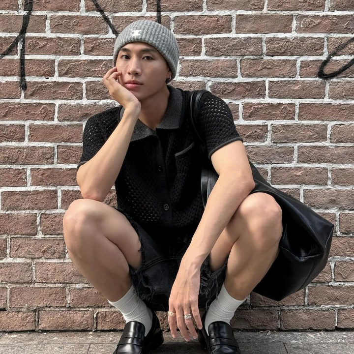 KANTAN - Black Knitted Cropped Shirt - Unisex