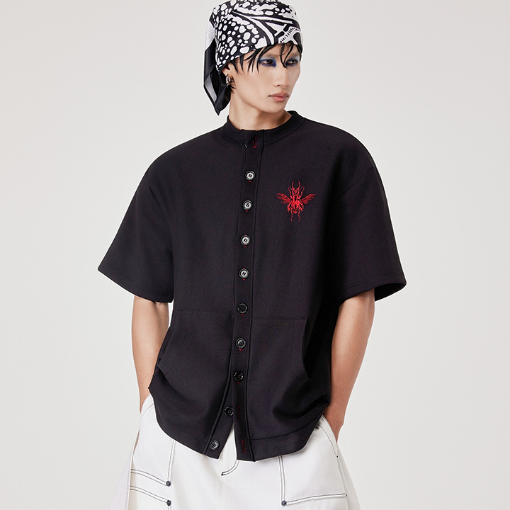 CAOSTU - Beetle Button T-Shirt - Male