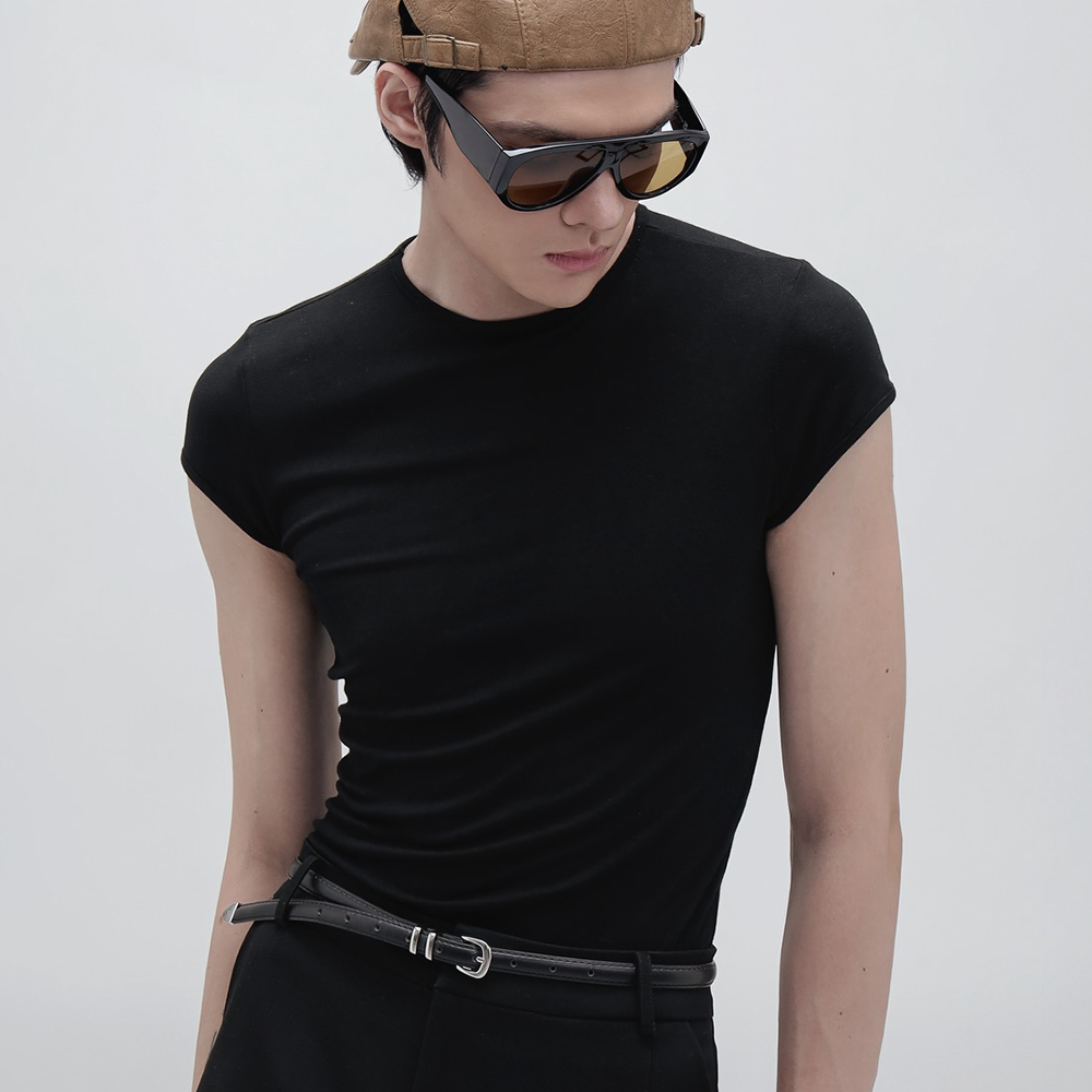 IAMSAIGON - Cap Sleeve Fitted T-Shirt FW25 - Slim Fit Tops - Daily Wear - Unisex