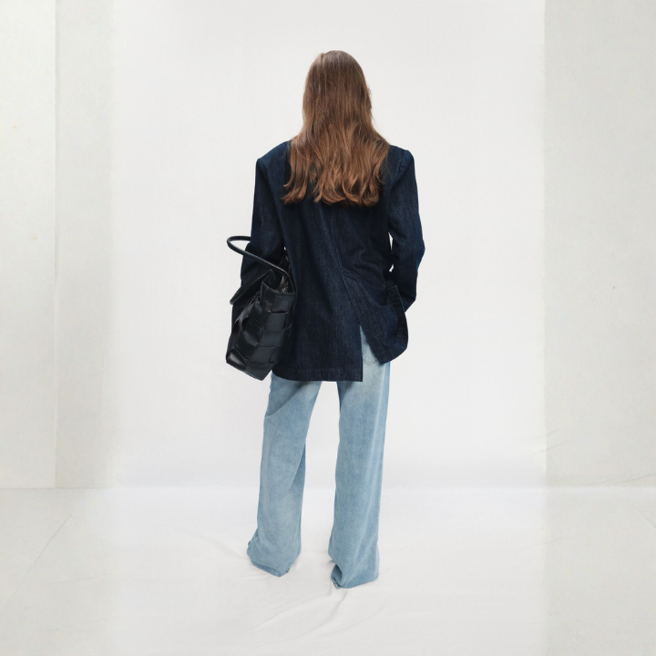HIGHCHIC - เสื้อเบลเซอร์เดนิมรุ่น Ceci - สำหรับผู้หญิง