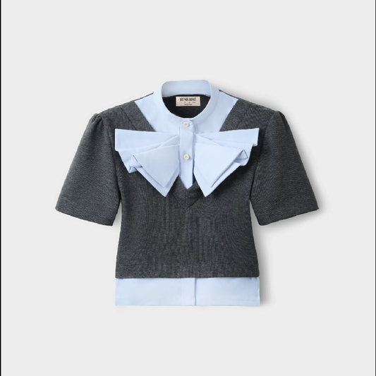 Miss Monday Knit Top In Grey With Blue Poplin