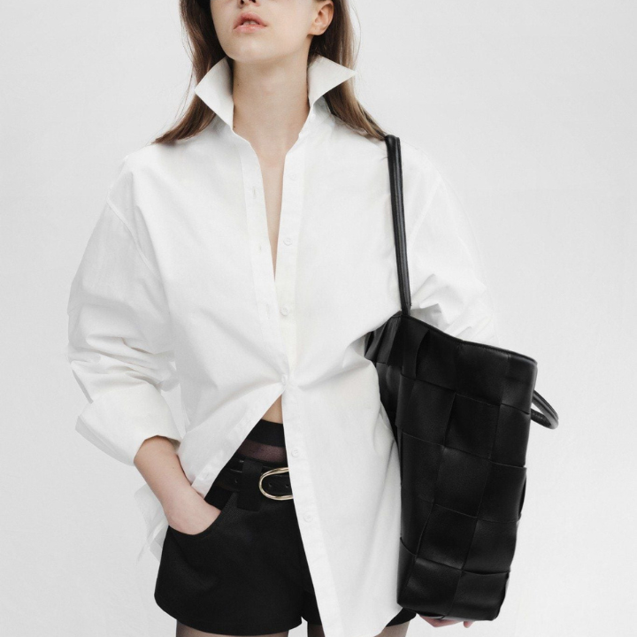 HIGHCHIC - Frame Shirt - Female