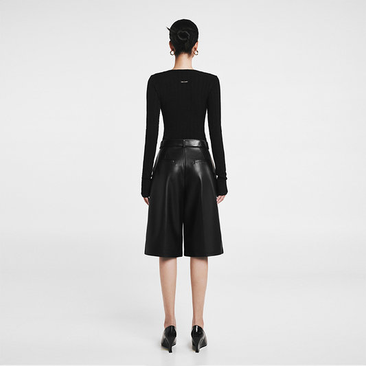 HIGHCHIC - Slit Bodysuit - Female