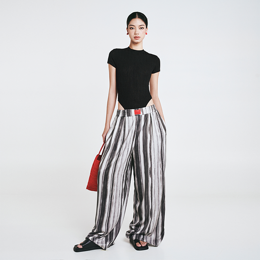 HIGHCHIC - Basic Bodysuit - Female