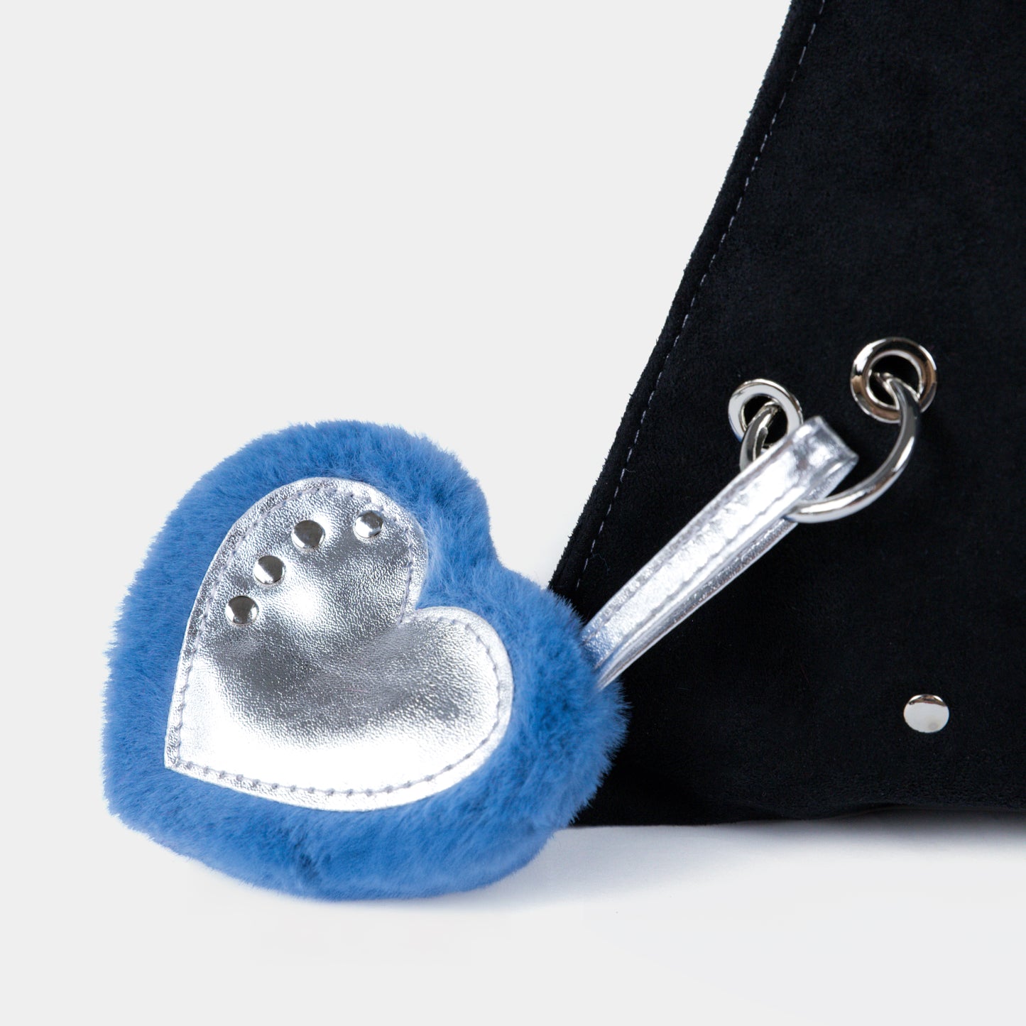 ARYA - Metal Heart Charm