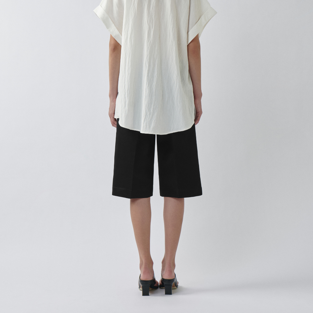 HIGHCHIC - Mist Bermuda Short - Comfortable Pants - Daily Wear - Female