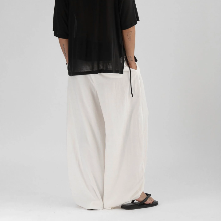 IAMSAIGON - Pleated Curved-Leg Trousers - Unisex