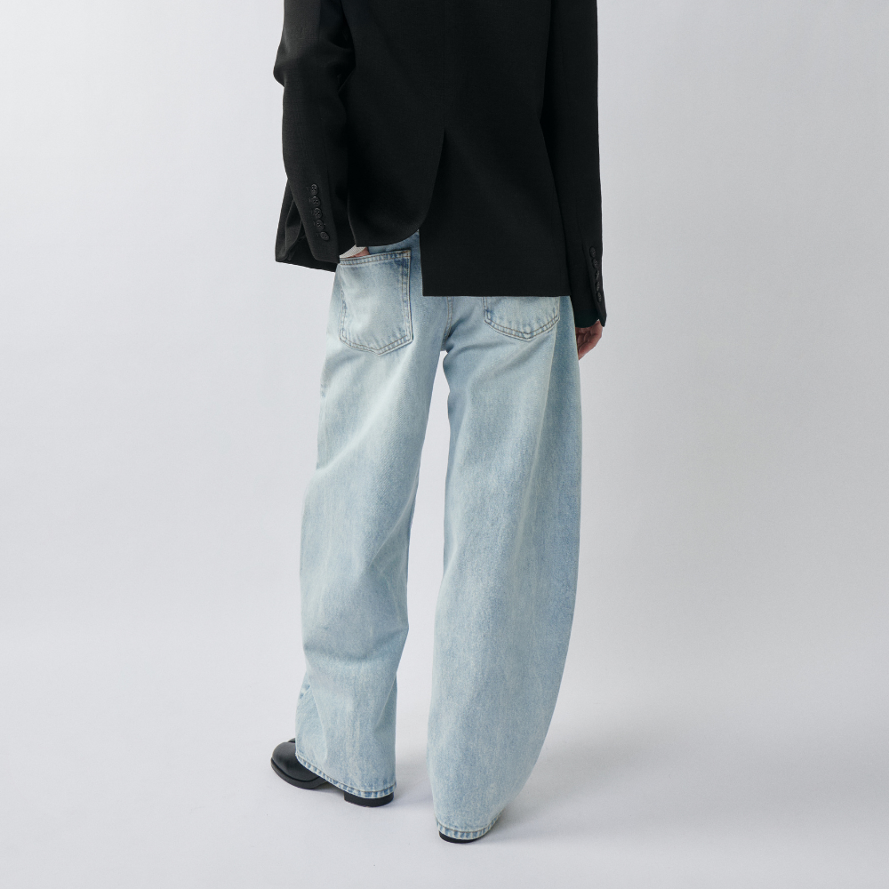 HIGHCHIC - Trace Jeans Light Blue - Comfortable Pants - Daily Wear - Female