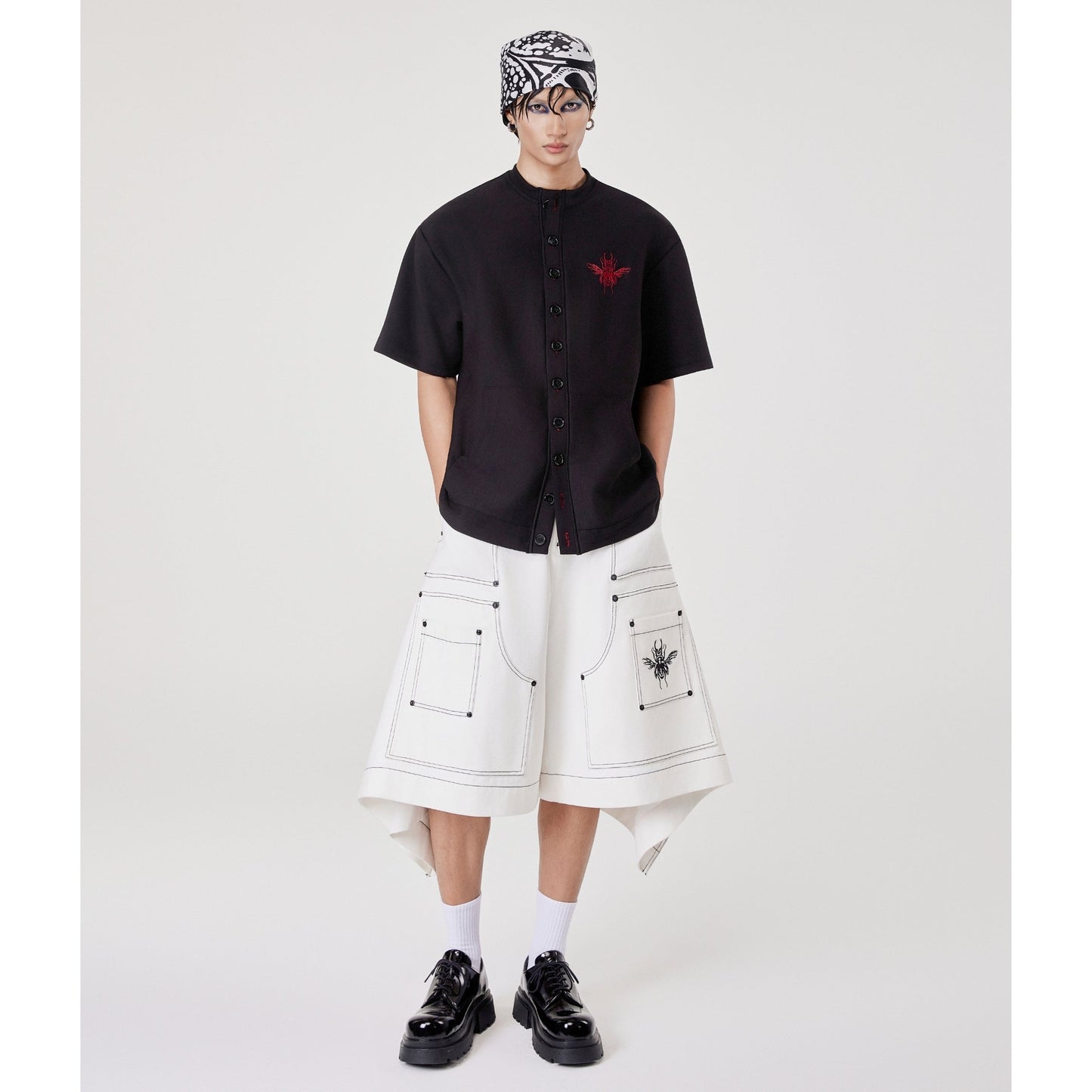 Beetle Button T-Shirt - Black